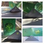 作品切り絵アート　ハート型薔薇模様のグリーティングカード③(グリーン)