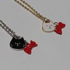 作品猫 ネックレス ネコ cat necklace リボン 白猫 黒猫