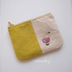 作品お花と蜜蜂の刺繍☆ミニポーチ