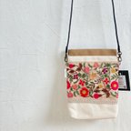 作品インド刺繡リボンと帆布のスマホポシェット　《sumaho pochette》