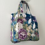 作品白鷺と藤の和柄エコバッグ、野鳥タイト・アンド・タイディ・トートバッグ、Heron and Wisteria Tight ‘n’ Tidy Tote Bag, Eco bag, 青、紫