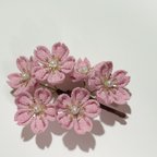 作品桜の花のブローチ　つまみ細工