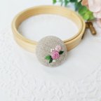 作品【 ヘアゴム 】刺繍 くるみボタン