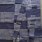 作品浴衣ジレ　紺地に白とピンクの水玉で市松　袖なし羽織　　Yukata gilet checkered with white and pink polka dots on navy blue sleeve