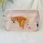 作品【羊毛刺繍】柴犬のポーチ　〜ウンチングスタイルの柴犬〜