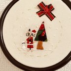 作品刺繍枠飾り ねこサンタのクリスマス
