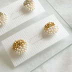 作品アレルギー対応◯ 淡水パールとアンティークゴールドの小ぶり ビーズ刺繍ピアス/イヤリング　　　　　　(金属アレルギー対応ステンレス)         お呼ばれ オフィスカジュアル