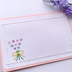 作品紙刺繍のメッセージカード　花束　(ハガキサイズ)