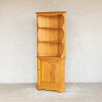 作品英国【ERCOL アーコール】明るいナチュラルな色味がお部屋に馴染む コーナーキャビネット　2000016706406