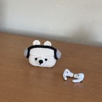 作品ヘッドフォンをつけたしろくま (オフホワイト)　エアーポッズプロケース/Air Pods Proケース/しろくま/シロクマ