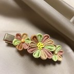 作品【つまみ細工】　大人かわいい3連ヘアクリップ🌸