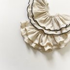 作品《Cookie&cream》frill bib