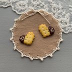 作品ミニチュア　チョコがけクッキー　イヤリング　ピアス