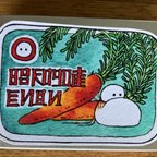 作品レトロシール缶 缶に貼っているシール「にんじん」