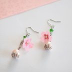 作品サクラ咲く-桜色の和風ピアス/イヤリング-【和紙×蜜蝋のカラフル和風アクセサリー】蝋引きアクセサリー