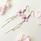 作品春の訪れ　桜のロングピアス