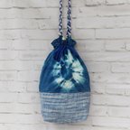 作品正絹　藍染　絞り染めと裂き織り生地の巾着バッグ