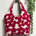 作品 ❤北欧風赤い花柄のコロンと軽い布バッグ