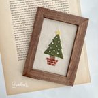作品《Christmas tree》クリスマスツリー ❁ 刺繍パネル