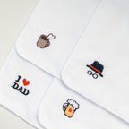 作品【受注生産】選べるワンポイント刺繍 4種類 ハンドタオル ビール コーヒー 帽子 メガネ I love DAD