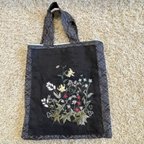 作品花の手刺繍バッグ