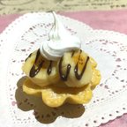 作品チョコバナナタルトのマグネット