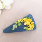 作品ミモザの三角パッチンピン［7cm］　ボタニカル刺繍