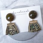 作品［送料込み］KhakiGreen×PaisleyRibbonTassel Earring