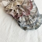 作品---  plaid frill bib ---                                          スタイ　ビブ　フリルスタイ　チェック柄　入園準備　出産祝い　出産準備