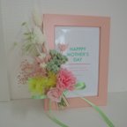 作品【Mother's day gift】flower photo frame / 母の日　プリザーブドフラワー、ドライフラワー　フレーム、写真立て、カーネーション、母の日ブーケ