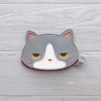 作品【特集掲載】猫型ぺたんこ財布＠ハチワレグレー猫