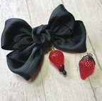 作品【リボン色変更可】Diped Strawberry Hair Ribbon