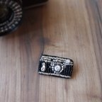 作品【ミニ】カメラモチーフのビーズ刺繍ブローチ【A-S】 