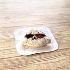 作品刺繍ブローチ（3Dメガネひつじ）