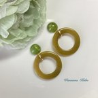 作品春セール🌸500円♡グリーンのアクリルカボションとグリーンのアクリルフープのイヤリング/ピアス