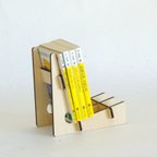 作品【KUMU BookStand】組み立てるブックスタンド／シナ合板