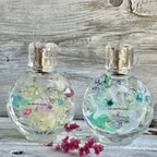 作品香水瓶のハーバリウム2個セット　50ml 箱付き✨ウェディング　装花　贈り物　香水　窓辺　プレゼント✨　プリザーブド　香水瓶　花　ウェルカムスペース✨　オシャレ　窓辺　ラ・パルファリウム　