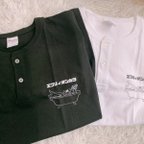 作品エブリィオンカツヘンリーネックTシャツ