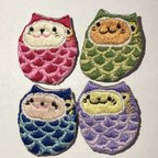 作品まといねこ　刺繍ブローチ　鯉のぼり(グリーン)