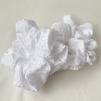 作品jacquard scrunchie (white)