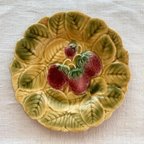 作品【フランス直輸入】春らしい絵柄が優しい印象の サルグミンヌ バルボティーヌ 皿 いちご