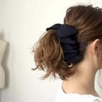 作品＊バナナクリップ　navy＊下から挟んでとめるだけ 簡単ヘアアレンジ