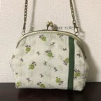 作品小花刺繍のお散歩がま口ポシェット【送料込み】