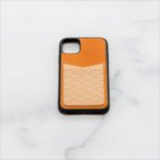 作品福を呼ぶ　iPhone　ケース　キャメル　カバー　送料無料　和柄シリーズ　栃木レザー　背面カードポケット付き