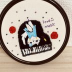 作品刺繍枠飾り love music