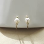 作品小さな淡水パールの14KGFイヤリング『Freshwater pearl Earrings- dainty - 』