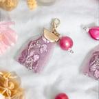 作品『期間限定販売』大人の桜ピンクのチャーム　インド刺繍リボンと手染めビーズのチャーム　5