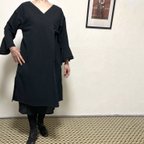 作品ワッシャー加工の黒カシュクールチュニックワンピース