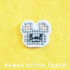 作品ねずみ【ブローチ】バッチ バッジ ネズミ マウス 動物 干支 年女 刺繍 かわいい クロスステッチ ポップ オーダーメイド