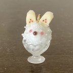 作品ミニチュアうさぎかき氷　ピアス　イヤリング